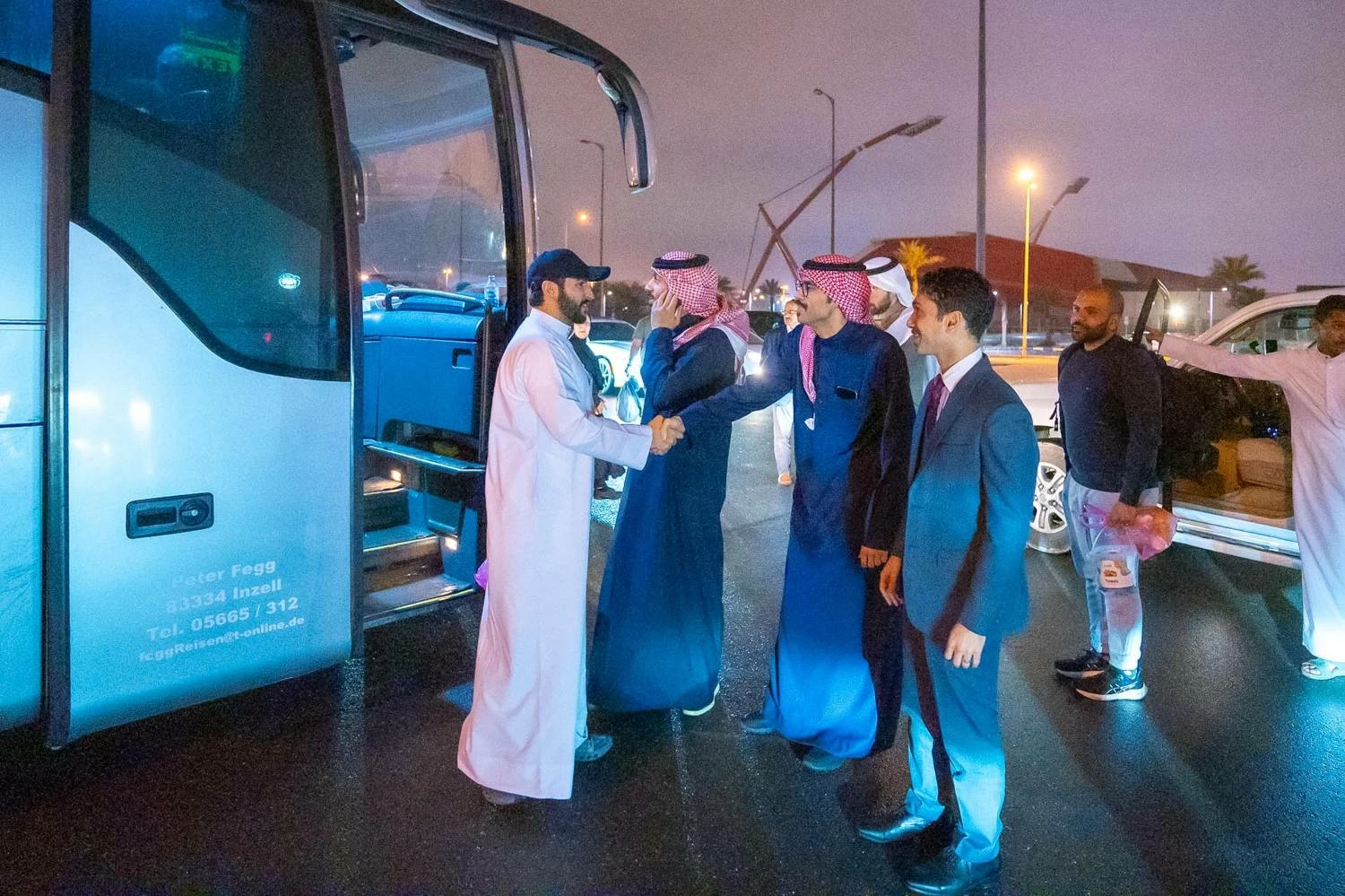 وزارة الخارجية تواصل تكثيف جهودها لتيسير عودة المواطنين البحرينيين المتواجدين في الخارج