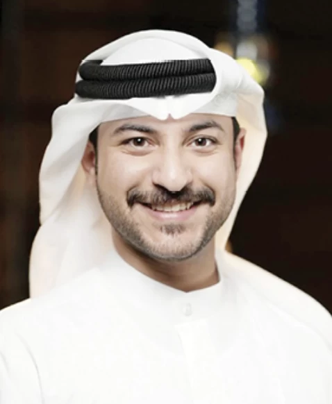 مراسلو الصحف المحلية في الخطوط الأولى للدفاع عن البحرين