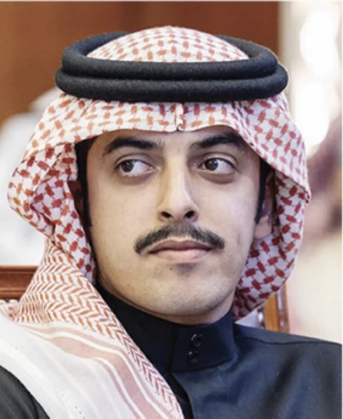 مراسلو الصحف المحلية في الخطوط الأولى للدفاع عن البحرين