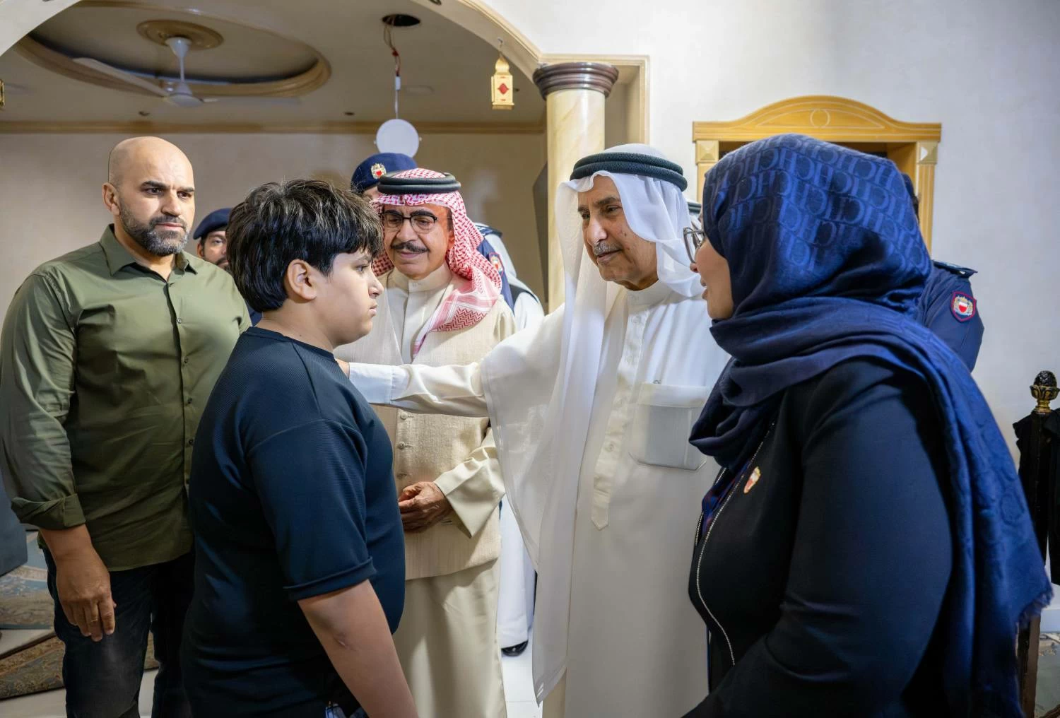 خالد بن عبد الله: ولي العهد رئيس الوزراء يأمر بتكفل الحكومة بمعالجة الأضرار التي لحقت المنازل