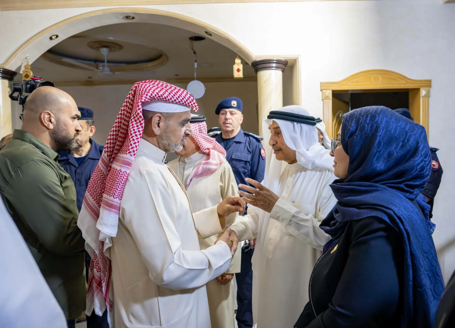 خالد بن عبد الله: ولي العهد رئيس الوزراء يأمر بتكفل الحكومة بمعالجة الأضرار التي لحقت المنازل