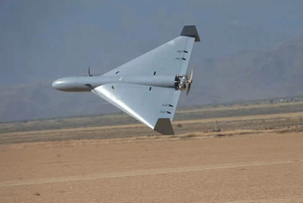 عُمان: أسقطنا عدة مسيّرات فيما أخرى أصابت خزانات وقود في ميناء صلالة