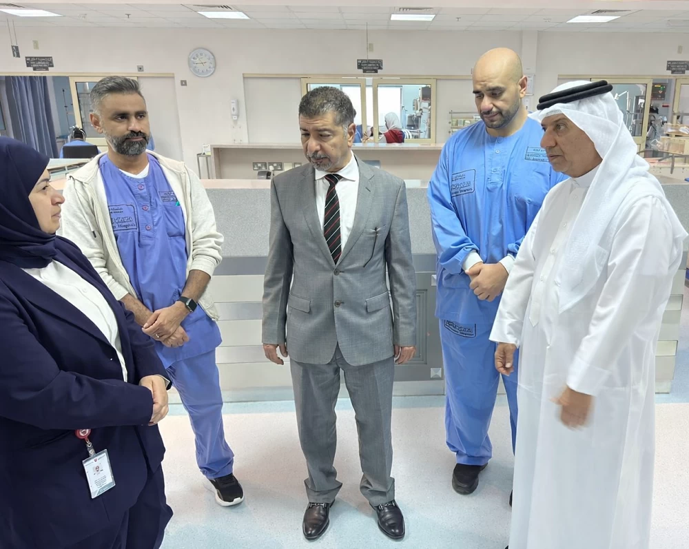 وفد من المؤسسة الوطنية لحقوق الإنسان يزور مصابي سترة في مجمع السلمانية الطبي