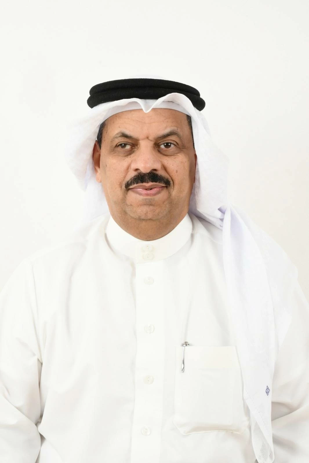 شخصيات وطنية: القيادة الرشيدة تتعامل بحكمة مع الاعتداءات الإيرانية الآثمة.. والوطن هو الملاذ الآمن