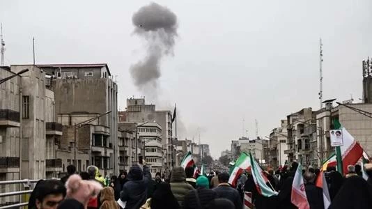 الجيش الإسرائيلي يستهدف عناصر من الباسيج في طهران