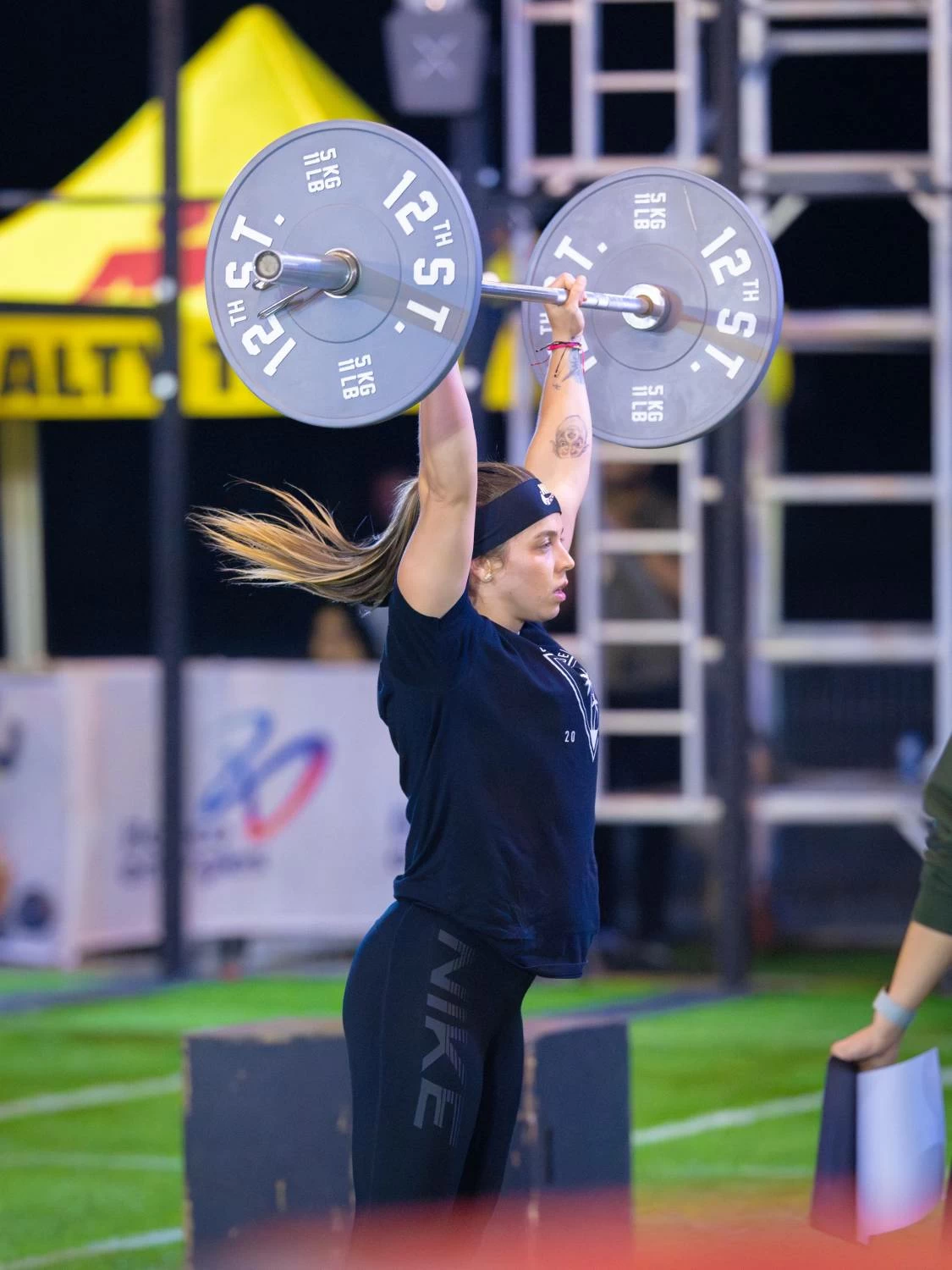 انطلاق منافسات القوة والتحدي بدورة الفرسان الرياضية