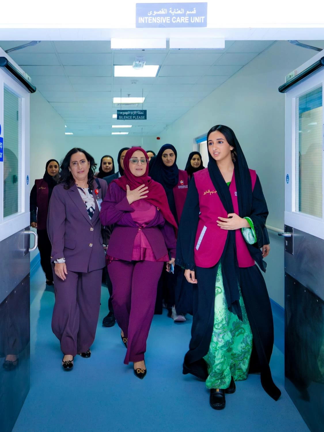 شيمة بنت ناصر تطمئن على المصابين من أهالي سترة والمناطق الأخرى