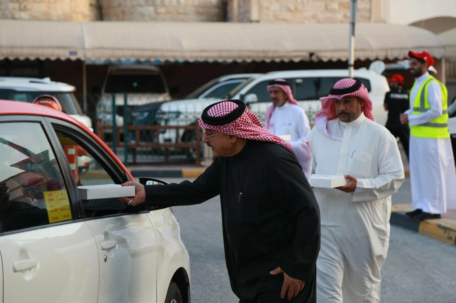 الجامعة الأهلية تواصل مبادرتها الرمضانية وتؤكد أن "الخير موجود"