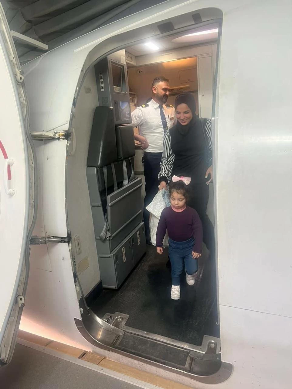 بالتنسيق مع السعودية.. العراق يطلق جسراً جوياً لإجلاء مواطنيه