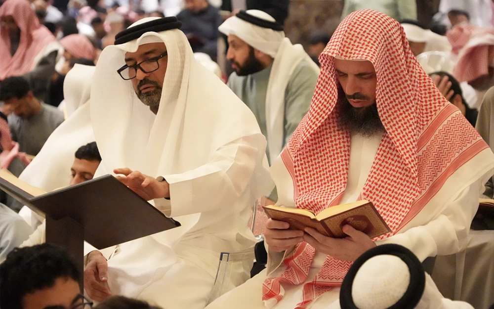 مساجد البحرين تمتلئ بالمصلين ليلة ال27 من شهر رمضان المبارك