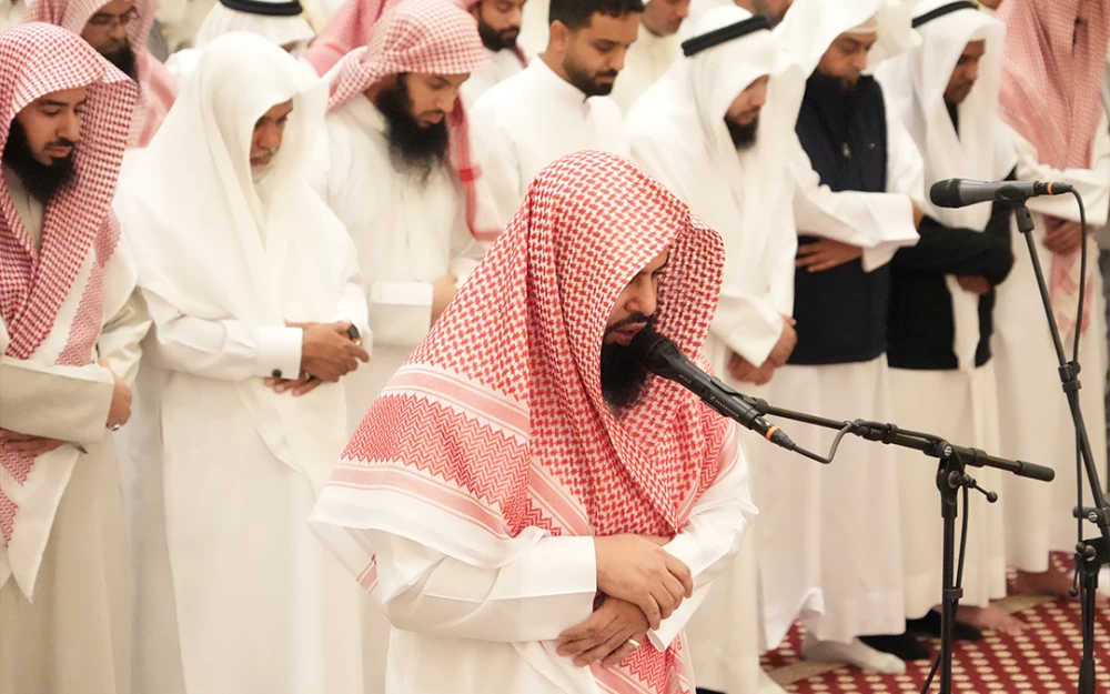 مساجد البحرين تمتلئ بالمصلين ليلة ال27 من شهر رمضان المبارك