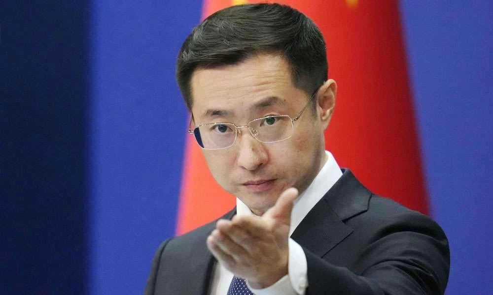 الصين: نتواصل مع جميع الأطراف بشأن مضيق هرمز