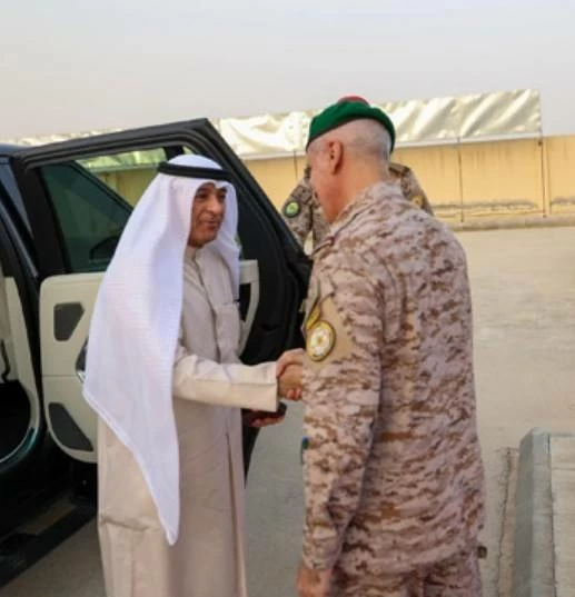 الأمين العام لمجلس التعاون يشيد بجهود منتسبي القوات المسلحة بدول المجلس