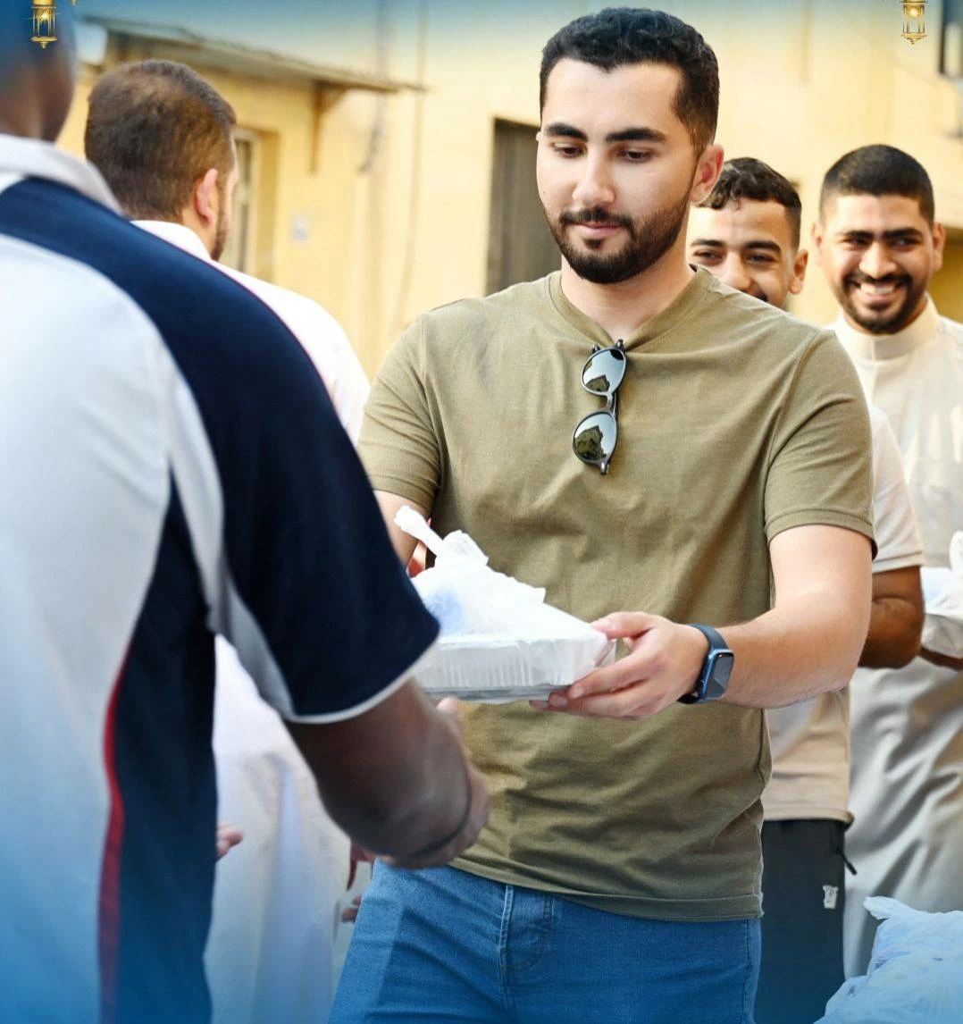 جامعة العلوم التطبيقية تنظم مبادرتين لتوزيع وجبات إفطار صائم