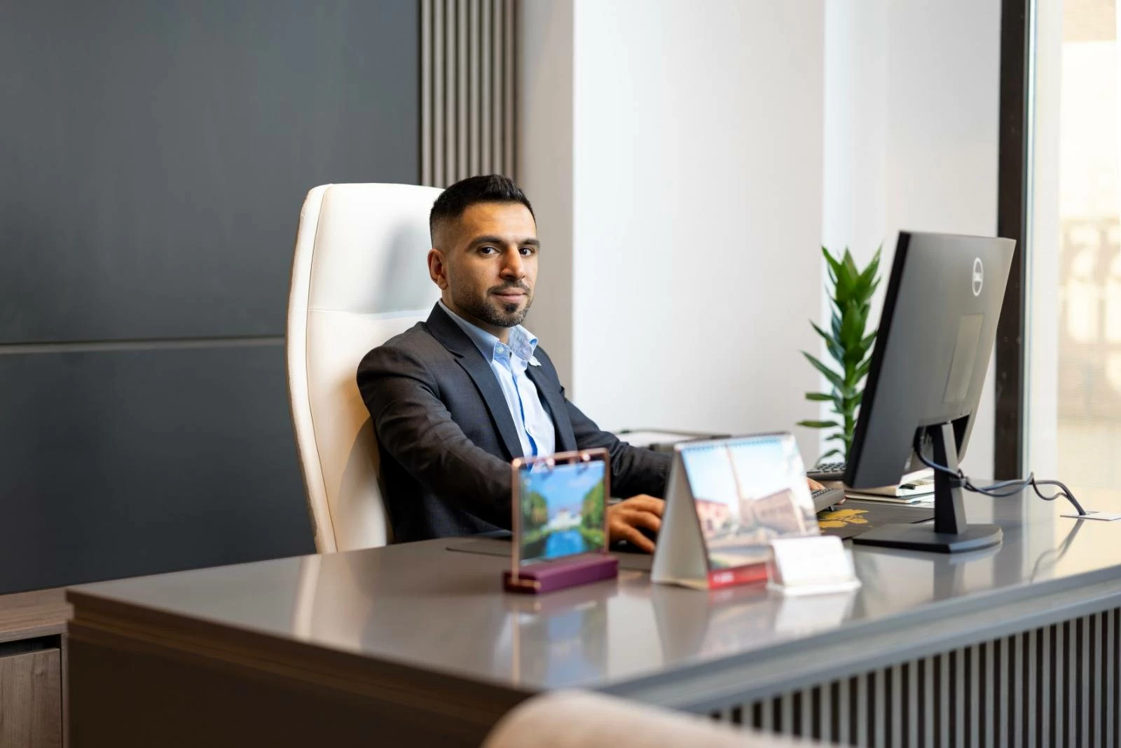 مكاتب السفر: الإقبال مستمر رغم الظروف.. والدمام والرياض وجدة البديل الأقرب