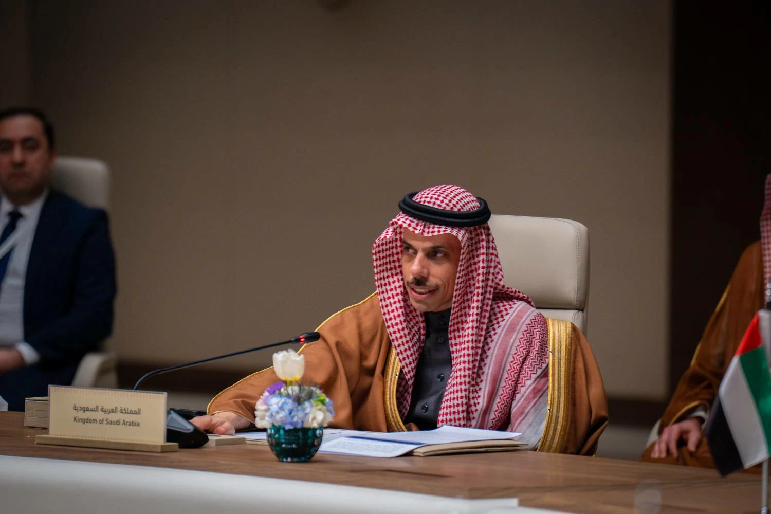البحرين – وزير الخارجية يشارك في الاجتماع الوزاري التشاوري بشأن الهجمات الإيرانية على دول “التعاون” الأردن وتركيا وأذربيجان