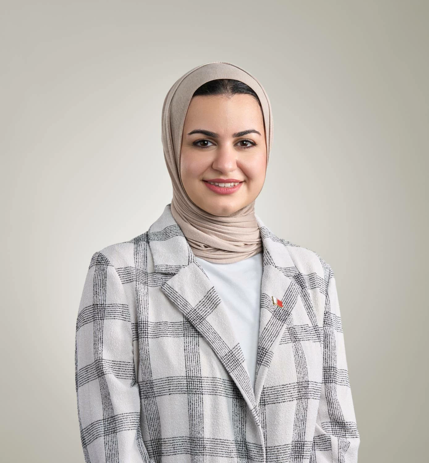 البحرين – وزير شؤون الشباب: الشباب البحريني يحقق الإنجاز بطموح لا حدود له.. ونماذج مشرفة تعزز روح المبادرة الوطنية
