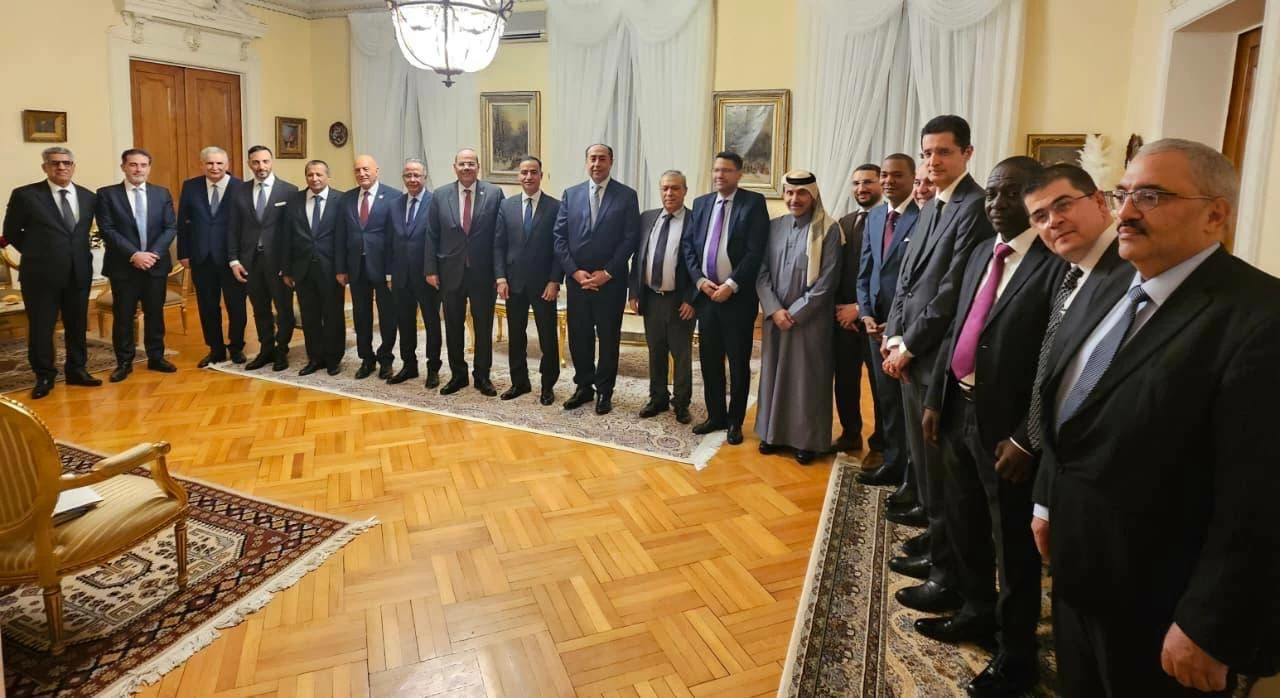 البحرين – سفير مملكة البحرين لدى روسيا الاتحادية يحضر اجتماع الأمين العام المساعد لجامعة الدول العربية مع السفراء العرب المعتمدين في موسكو