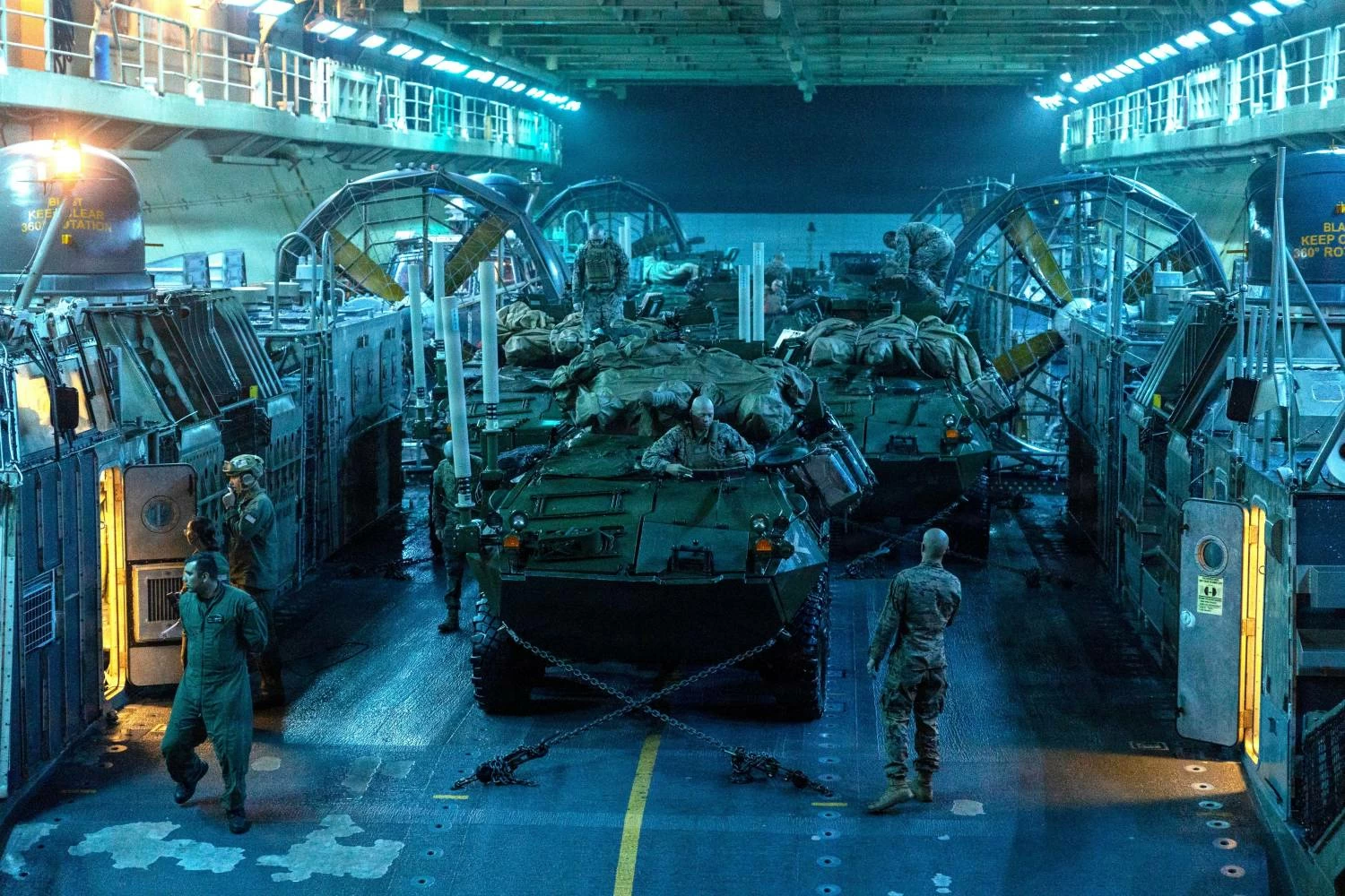 «واشنطن بوست»: البنتاغون ستعد لأسابيع من العمليات البرية في إيران