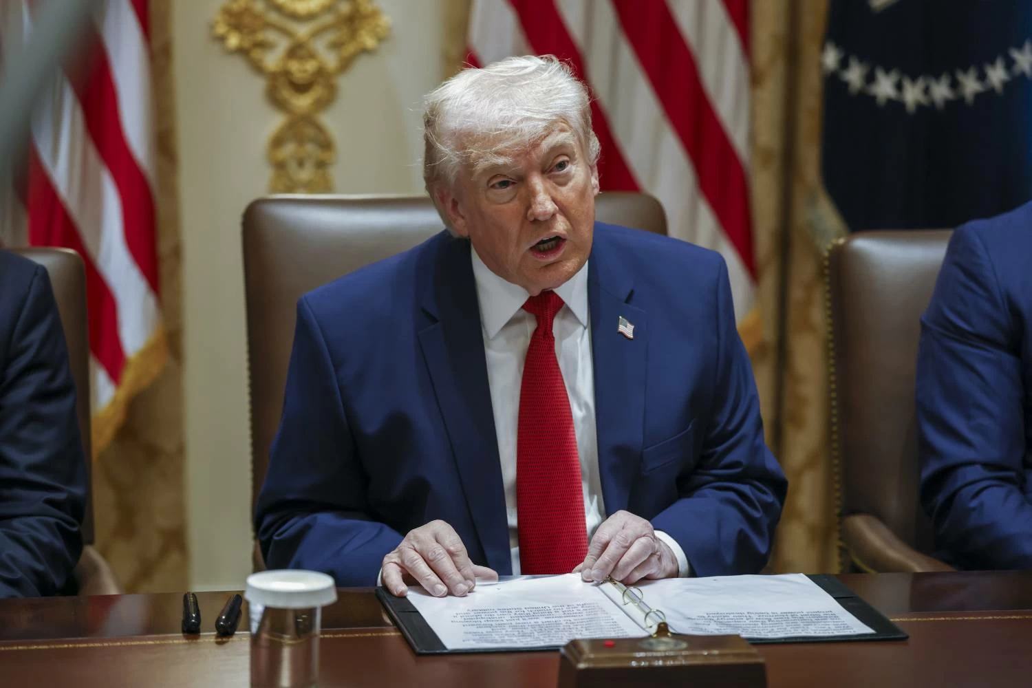 ترامب يعيد نشر تدوينة لوزير خارجية باكستان لمرور سفن عبر مضيق هرمز