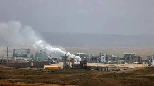 الجيش الإسرائيلي يؤكد انفجارا في مجمّع صناعي من جراء صاروخ إيراني