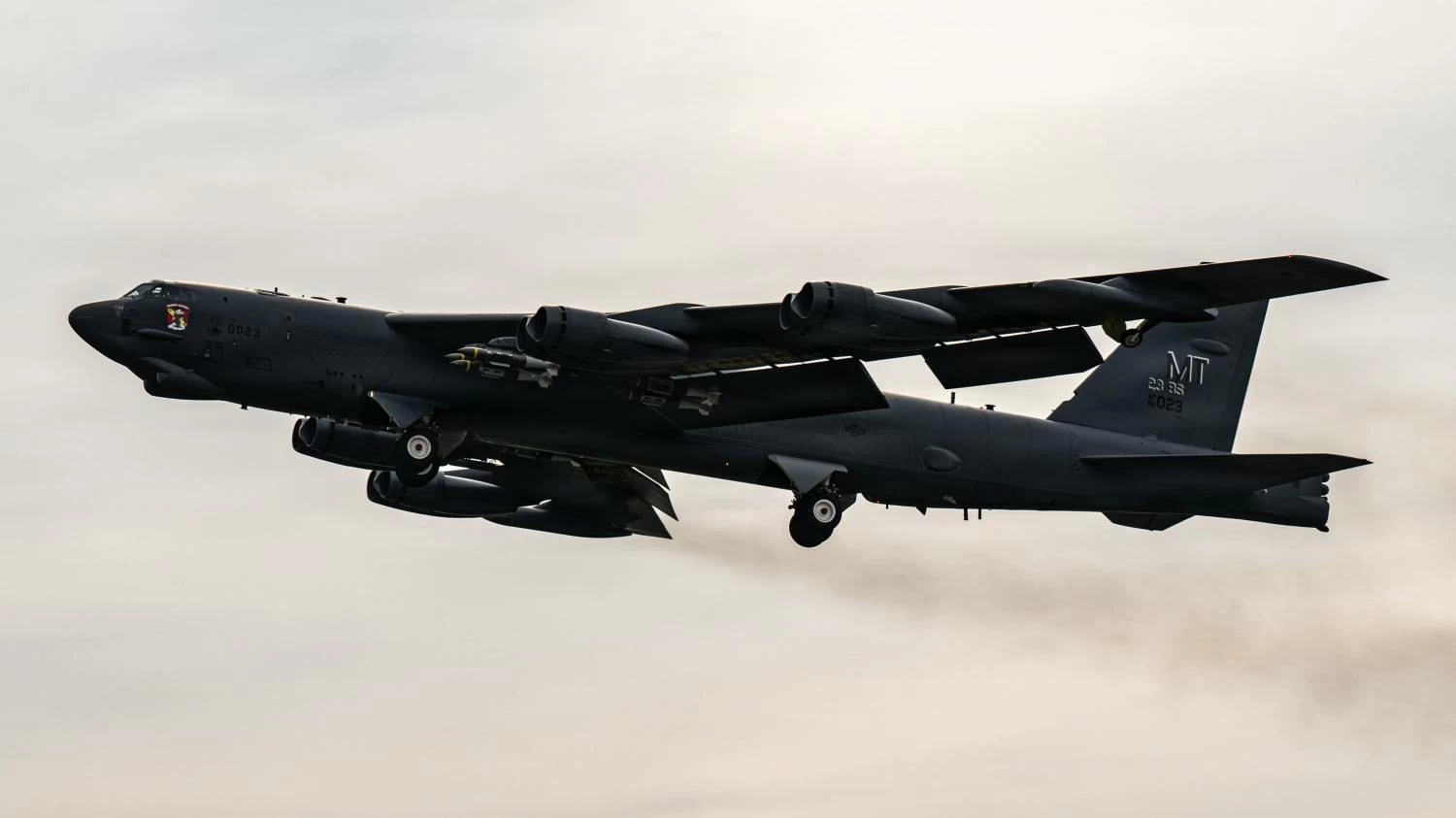 سلسلة غارات جوية تهز طهران وأقاليم إيران الشمالية والجنوبية