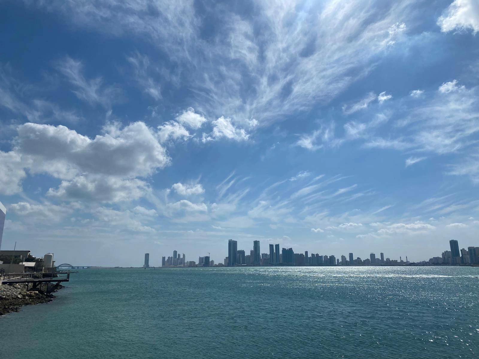 البحرين – “الأرصاد”: طقس معتدل مع تصاعد الغبار في بعض مناطق البحرين