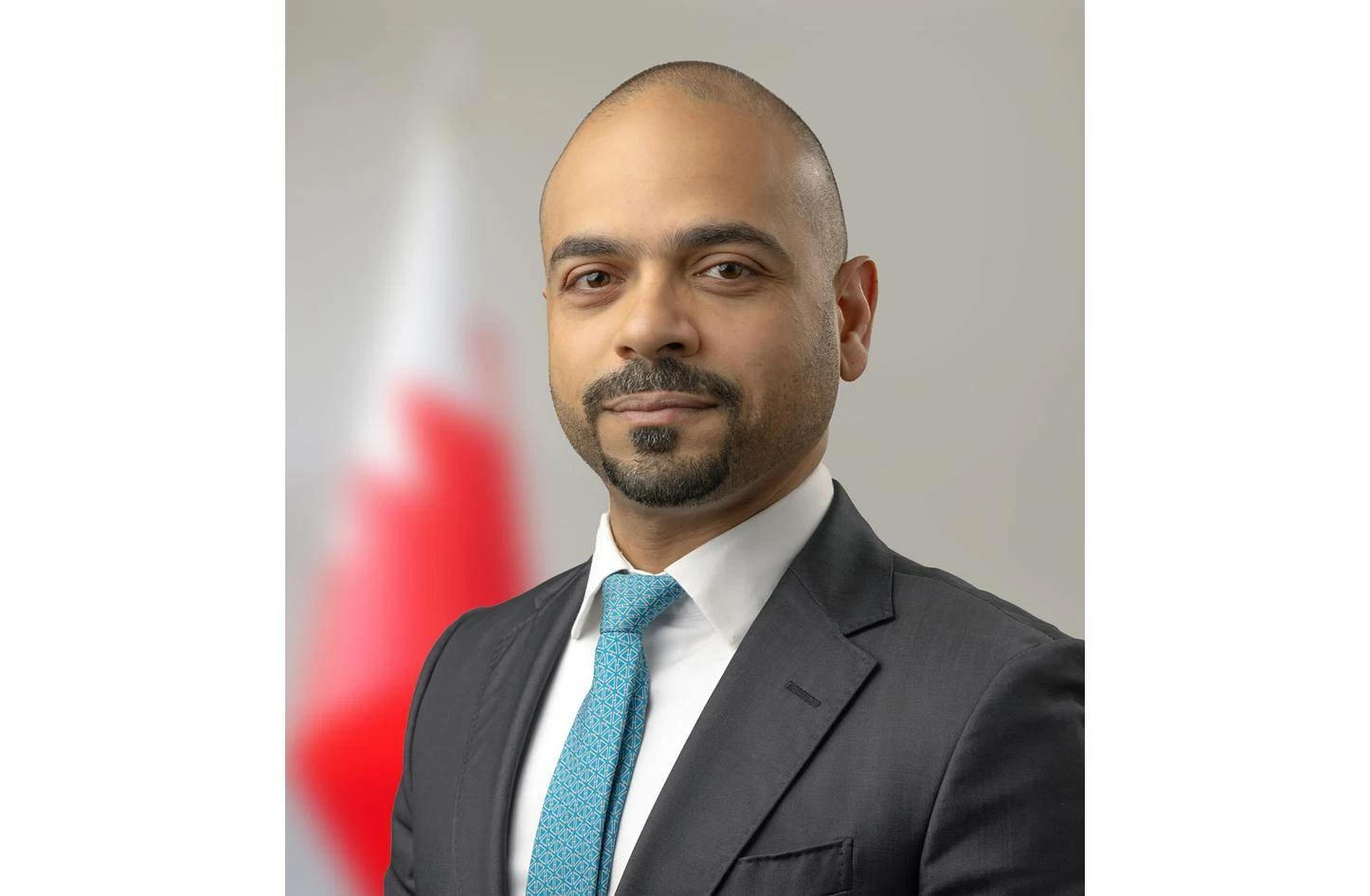 العلوي: مواصلة تعزيز البرامج التأهيلية لذوي اضطراب طيف التوحد وأسرهم 