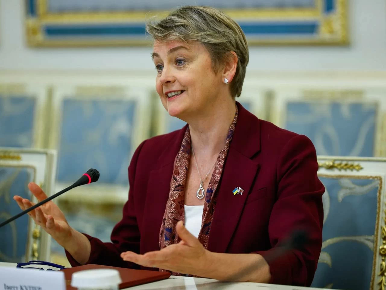 وزيرة الخارجية البريطانية: الهجمات الإيرانية المتهورة على الشحن الدولي تضرب العالم بأسره