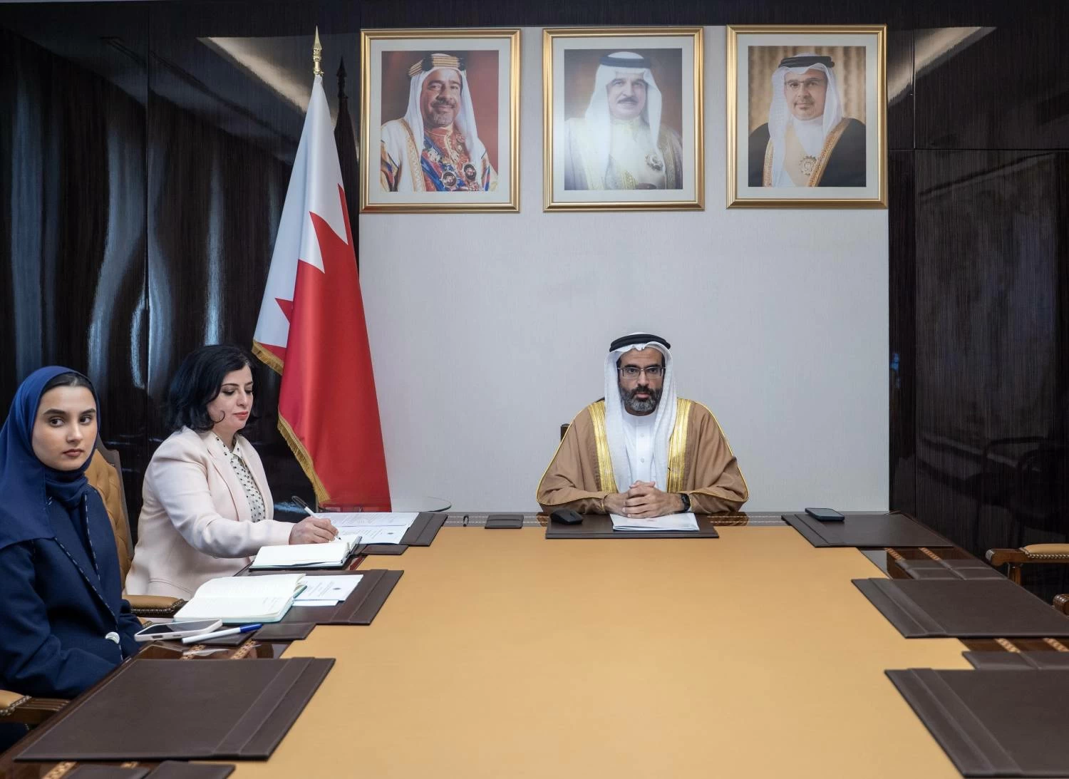 مدير عام العلاقات الثنائية يشارك في الاجتماع الوزاري لبحث التطورات المتعلقة بمضيق هرمز 