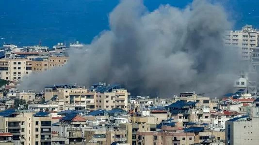 غارات إسرائيلية على ضاحية بيروت.. وتهديد بقصف جسرين 