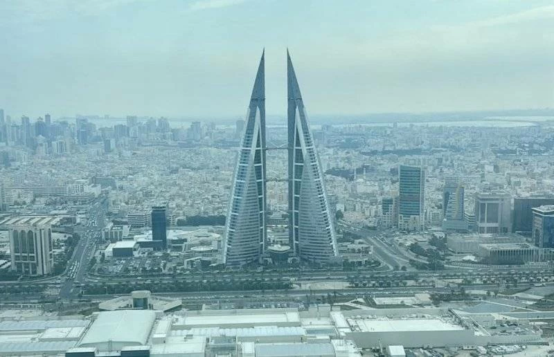 البحرين – الأرصاد: طقس غائم جزئياً مع تصاعد الغبار في بعض المناطق