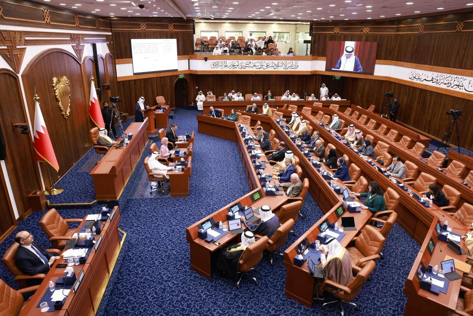 quot;الشورىquot; يعيدquot;إلزام الشركات بتدريب الخريجينquot; لمزيد من الدراسة 