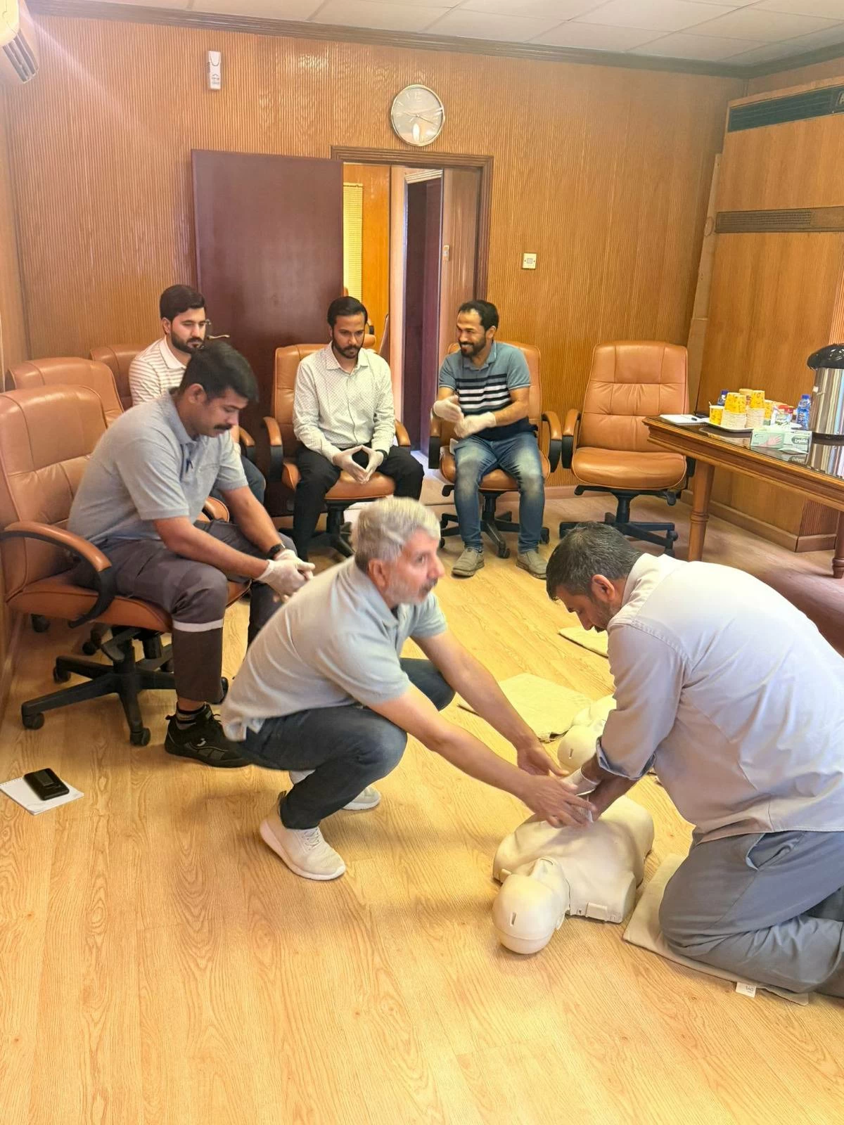 مجموعة ترافكو تنفذ برنامج تدريبي معتمد في الإسعافات الأولية لعدد من موظفيها 