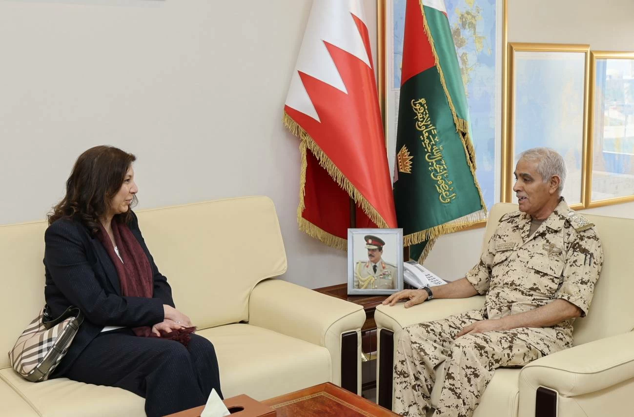 رئيس هيئة الأركان يستقبل سفيرة مصر لدى مملكة البحرين 