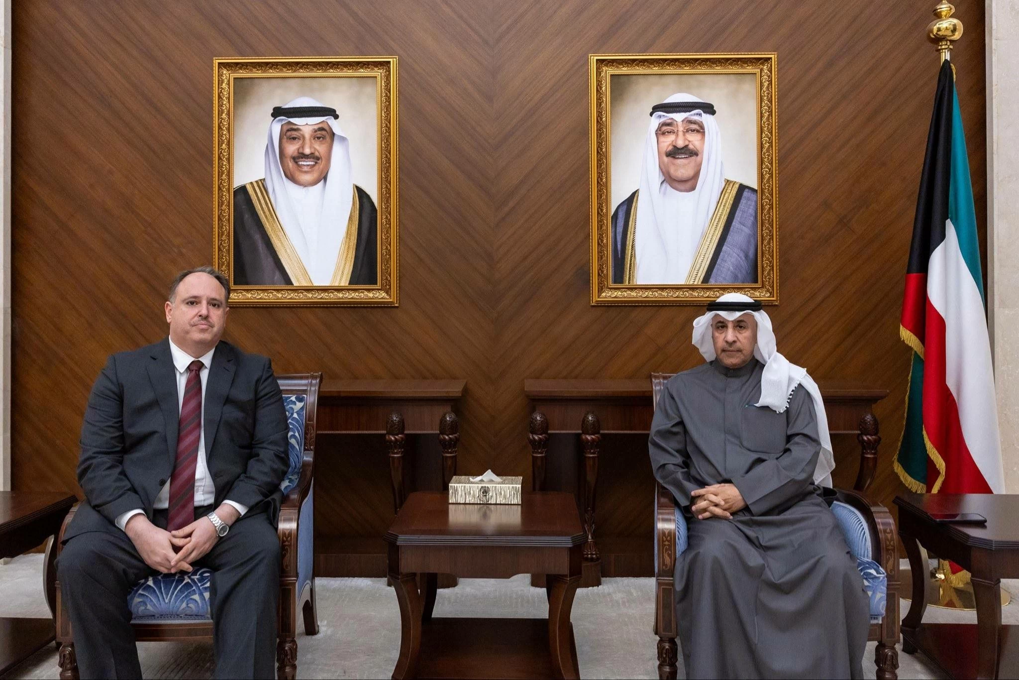 الكويت تسلم العراق مذكرة احتجاج على أعمال التخريب التي طالت قنصليتها 