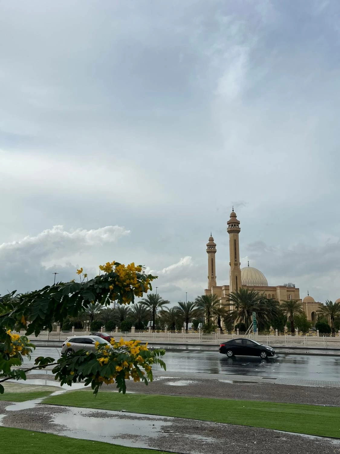 البحرين – طقس معتدل مع بعض السحب في البحرين