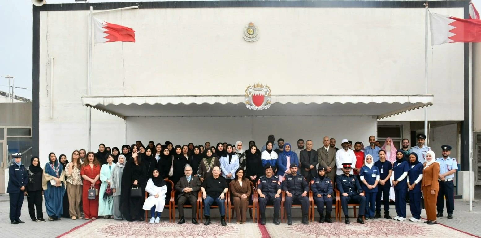 الدفاع المدني بالتعاون مع البحرينية للمسؤولية الاجتماعية تنظم سلسة ورشة عمل في الاسعافات الاولية وقت الازمات 