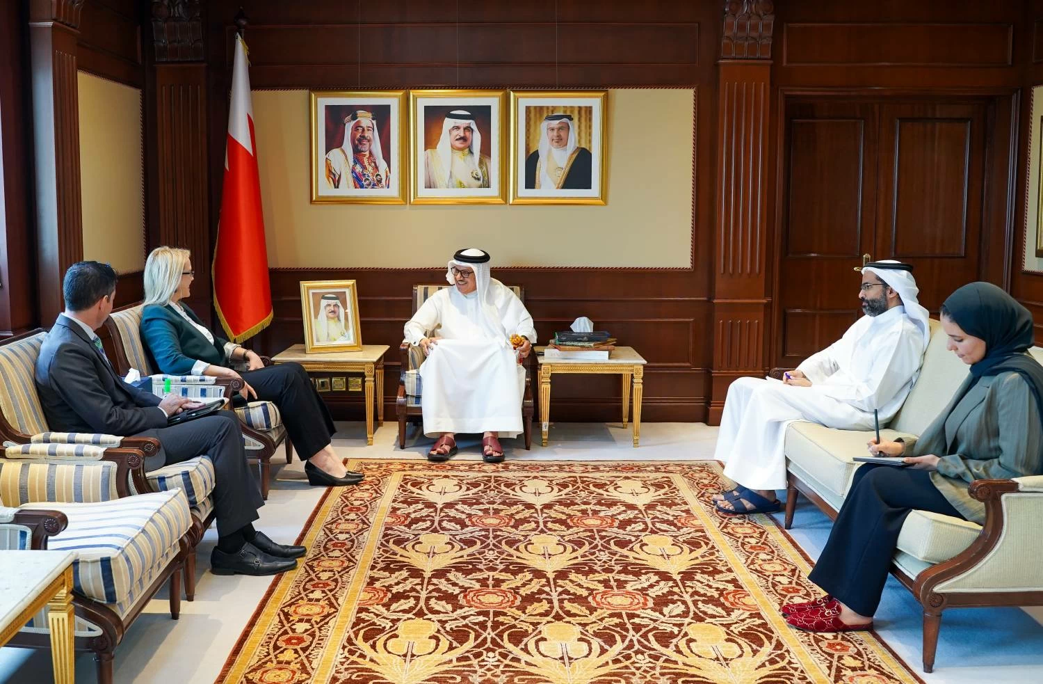 البحرين – معالي وزير الخارجية يستقبل سفير الولايات المتحدة الأمريكية لدى مملكة البحرين