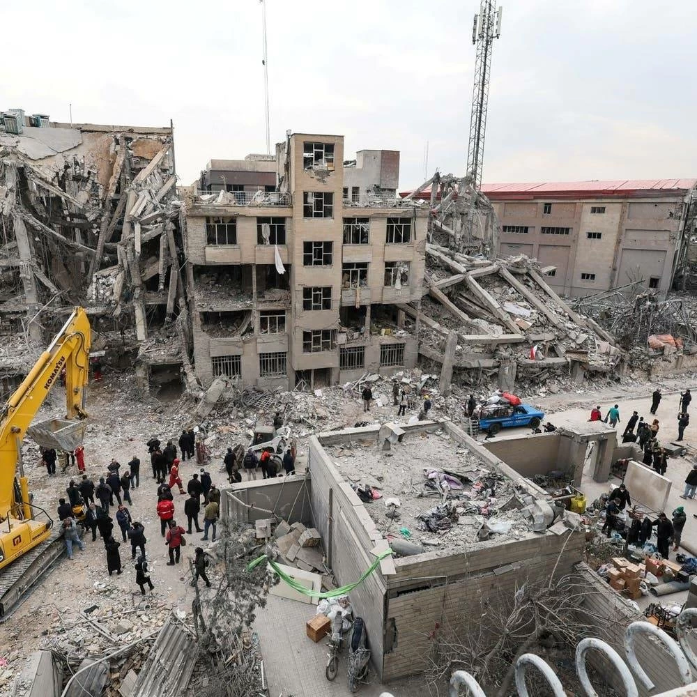 "وول ستريت جورنال": معضلة إعادة الإعمار في إيران تفند سردية الانتصار