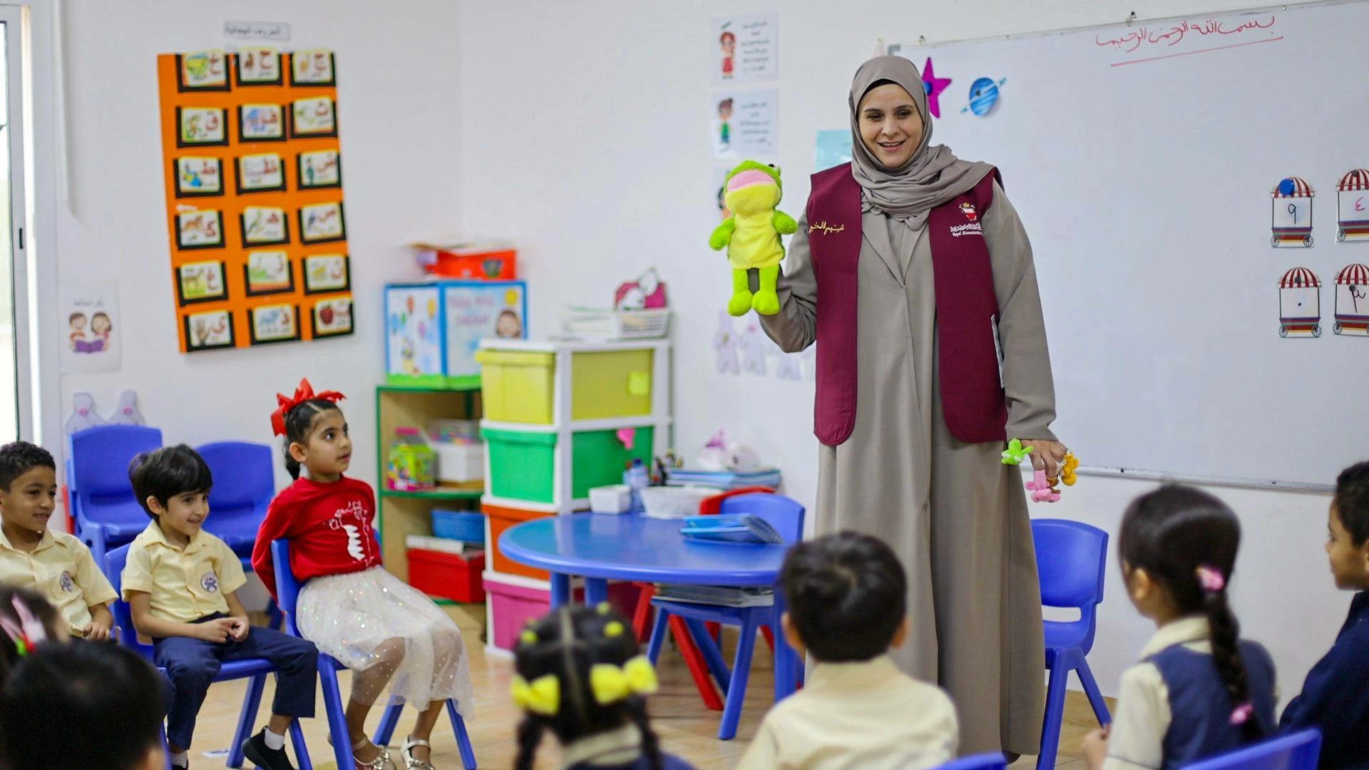 البحرين – ينظم فريق “شم الخير” في المؤسسة الملكية الإنسانية فعاليات ترفيهية وطنية لعدد من رياض الأطفال