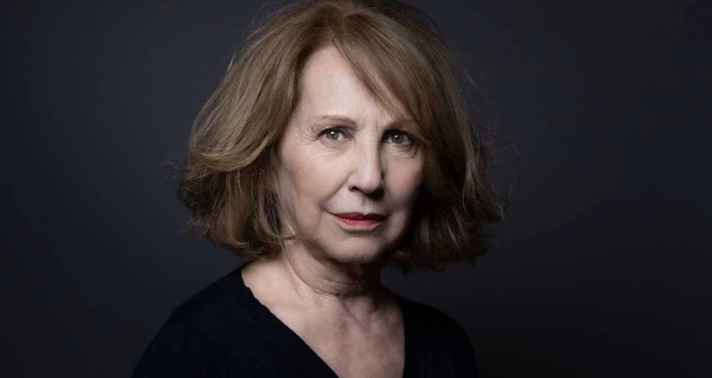 بعد معاناة مع المرض.. رحيل الممثلة الفرنسية ناتالي باي 