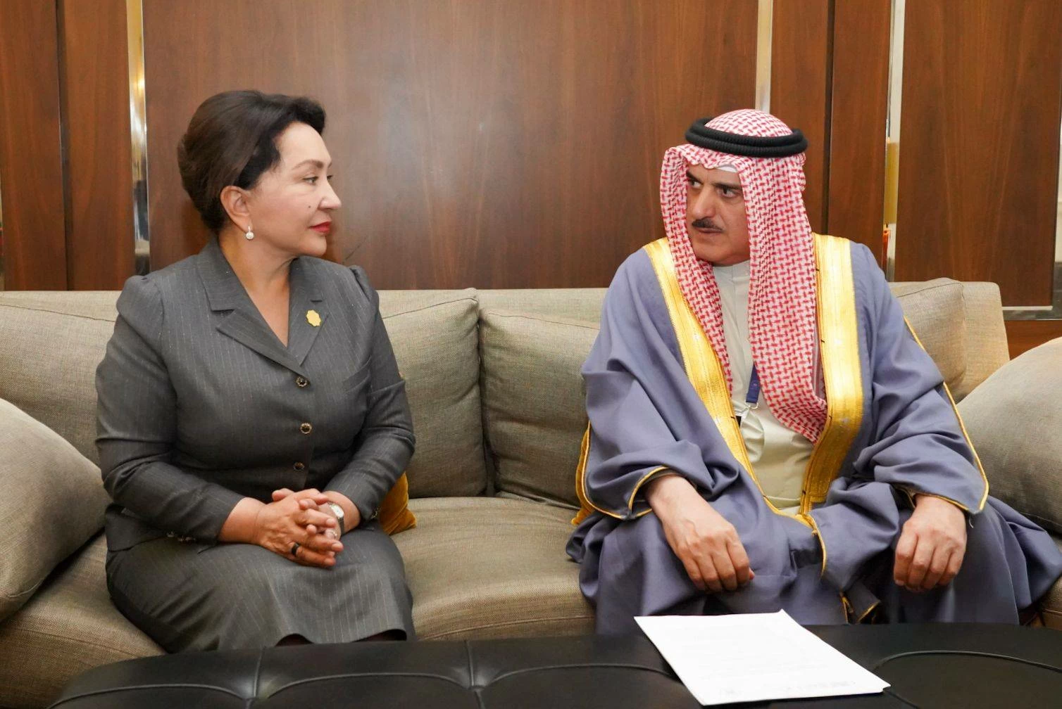 البحرين – رئيس مجلس النواب: الهجمات الإيرانية المُدانة استهدفت أعياناً مدنية ومنشآت حيوية وأضرت بالدول ومصالحها المشتركة.