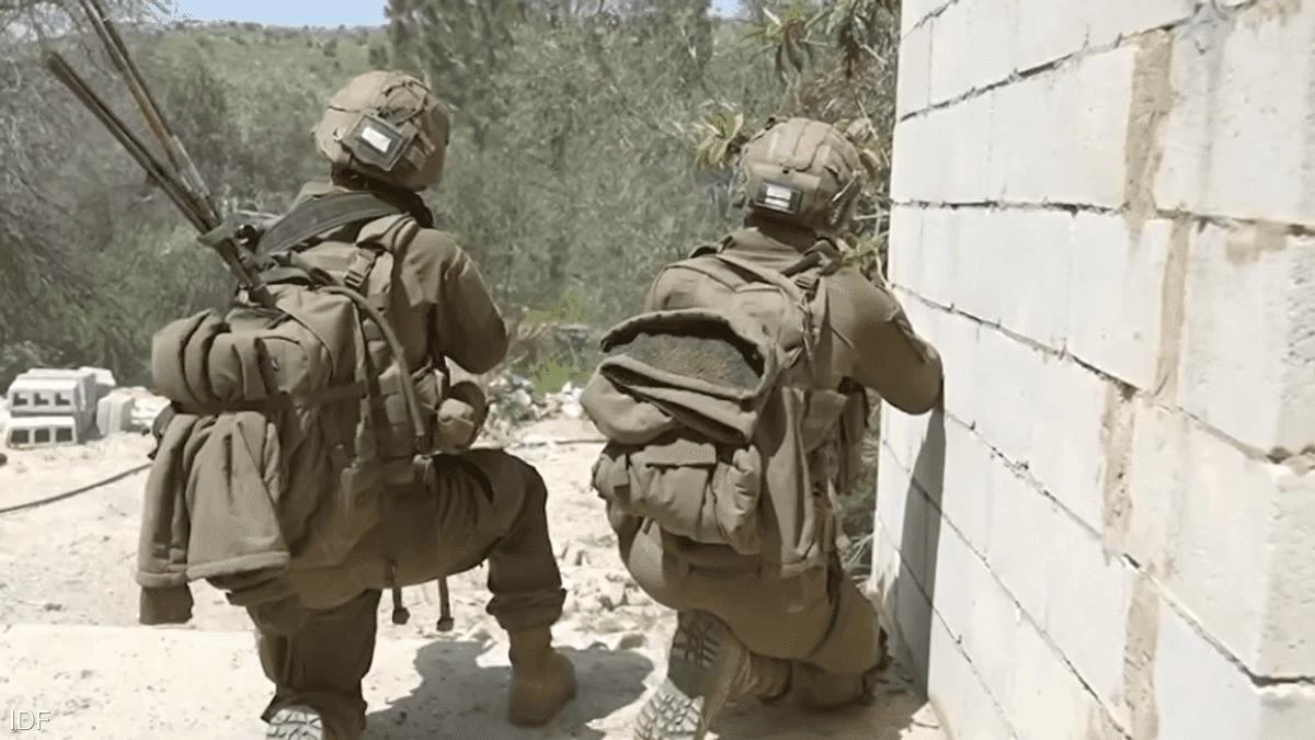 إسرائيل تعلن مقتل 250 عنصرا من حزب الله بجنوب لبنان