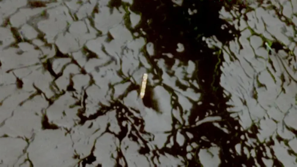 اليونان تنفي احتجاز إيران لسفينة تابعة لها في مضيق هرمز 