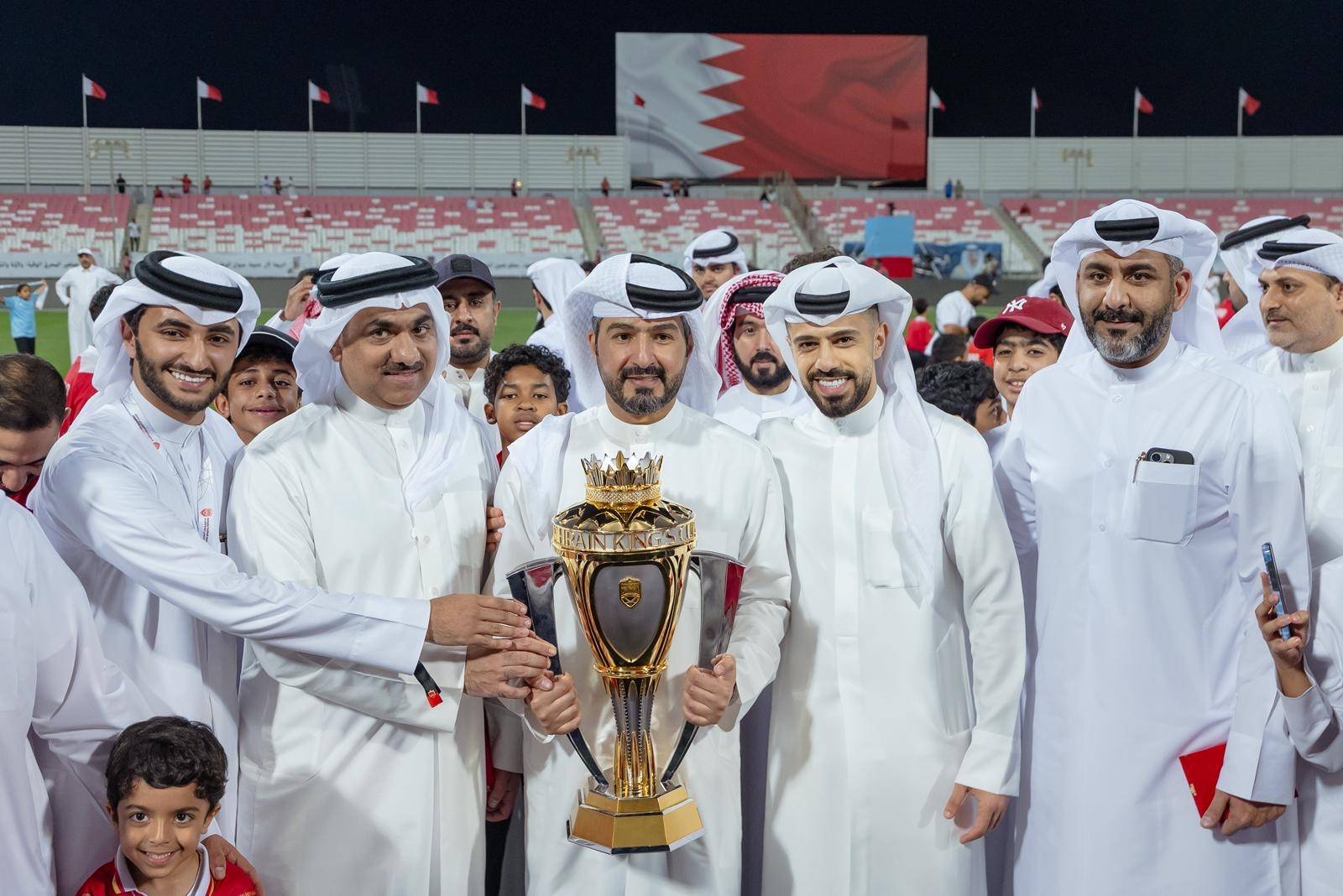 الملك المعظم يُنيب ناصر بن حمد لحضور نهائي كأس جلالته لكرة القدم 