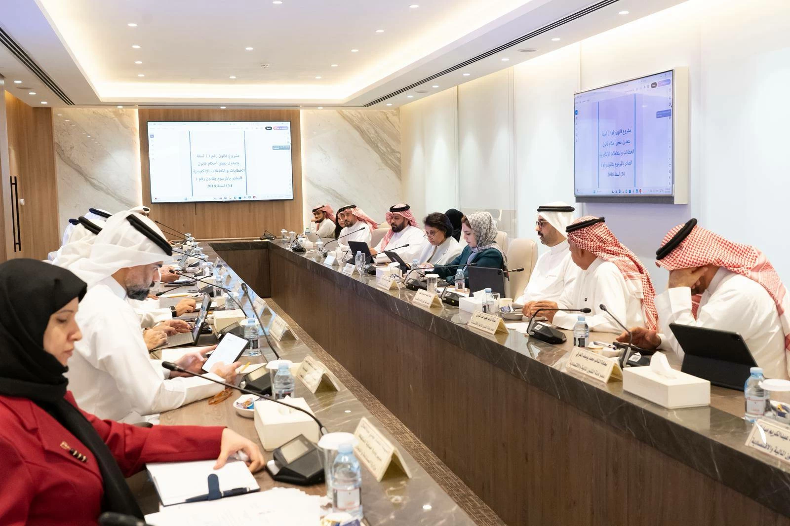 البحرين – مالية البرلمان توافق على تعديلات قانون “حماية المستهلك” و”تنظيم المناطق الصناعية”.