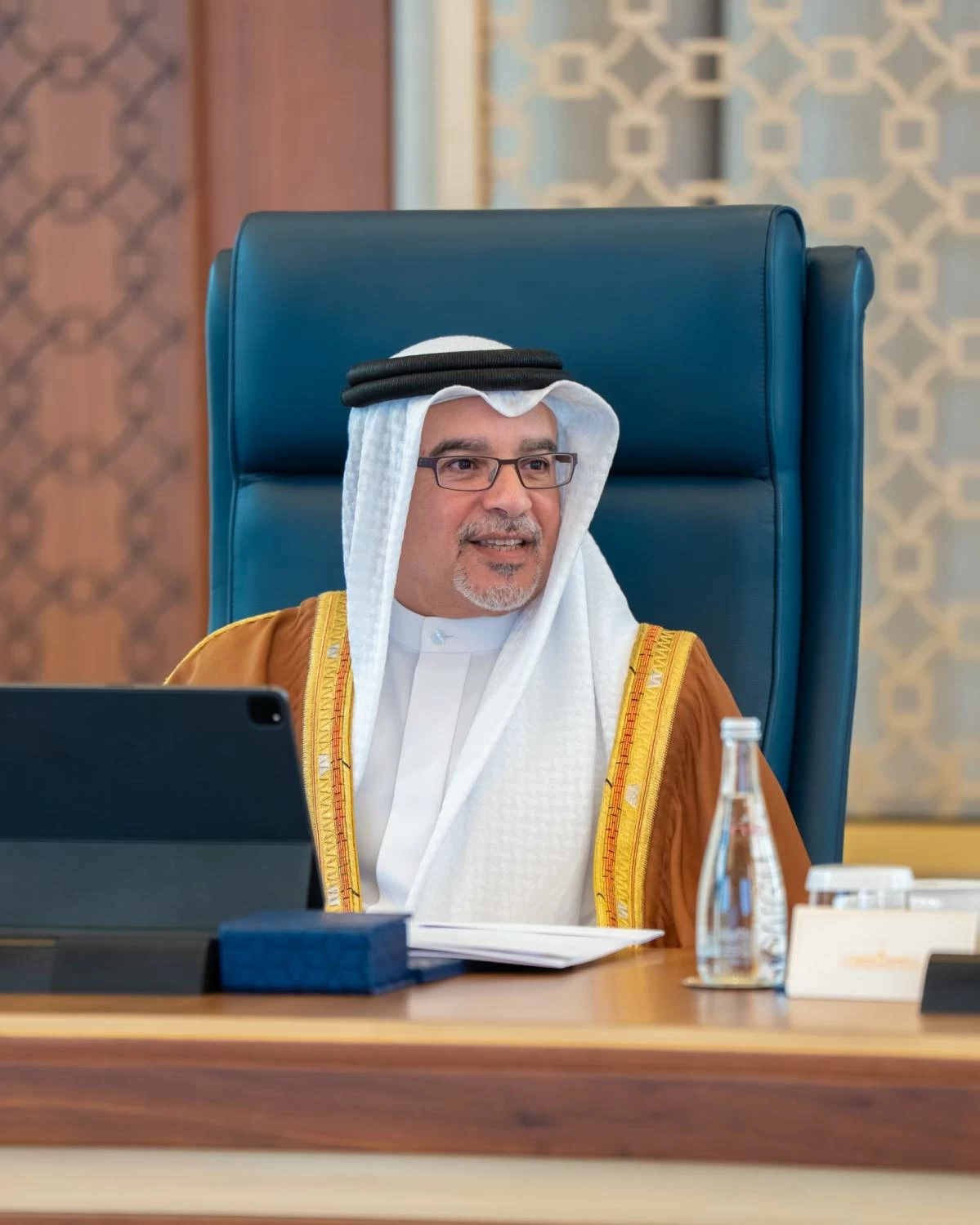 البحرين – ولي العهد ورئيس مجلس الوزراء يترأسان جلسة مجلس الوزراء