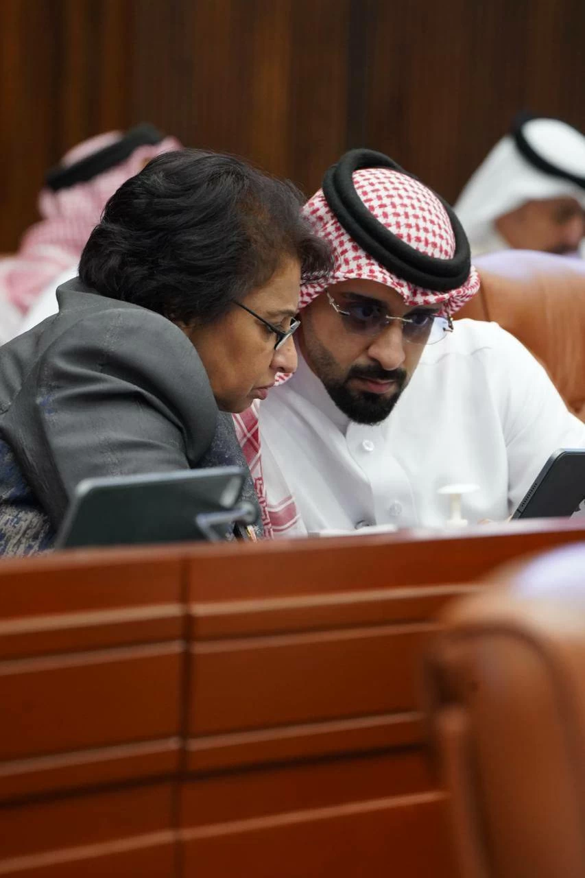 البحرين – «النواب» يسمح بالإغلاق بدلاً من إلزامه بالمخالفات الطبية والصيدلانية