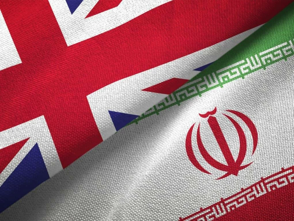 بريطانيا تفرض عقوبات على 12 فرداً وكياناً مرتبطين بإيران متورطين في أنشطة عدائية 